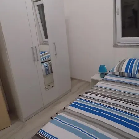 Apartment Sofija Vrsi
